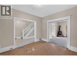 103 ROSEMONT Avenue - 10