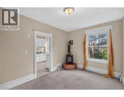 103 ROSEMONT Avenue - 14