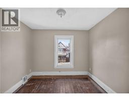 103 ROSEMONT Avenue - 26