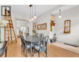 76 PEARL Street N - 10