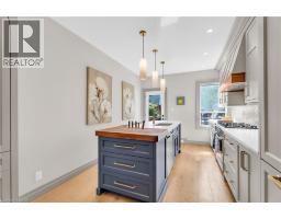 76 PEARL Street N - 17