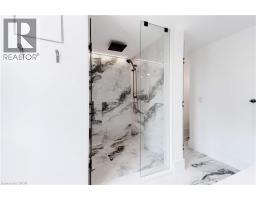20 NIAGARA Street UnitNo. PH1 - 35