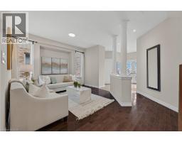 100 GARINGER Crescent - 3