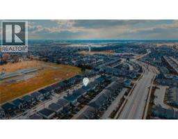 100 GARINGER Crescent - 35