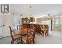 4 SPRUCE Avenue - 10