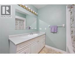 4 SPRUCE Avenue - 15
