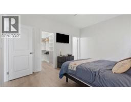 1055 BAY Street - 17
