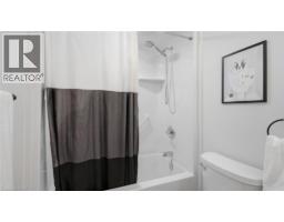 1055 BAY Street - 24