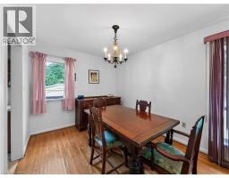 10 SUNNINGHILL Drive - 12