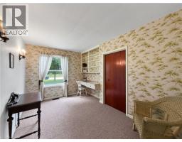 10 SUNNINGHILL Drive - 27
