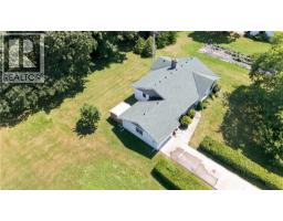 10 SUNNINGHILL Drive - 40