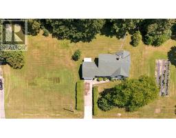 10 SUNNINGHILL Drive - 41
