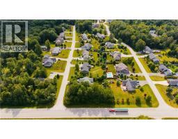14 REGENCY Drive - 41