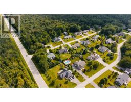 14 REGENCY Drive - 42