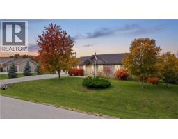14 REGENCY Drive - 5