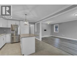 197 TROY Street - 6