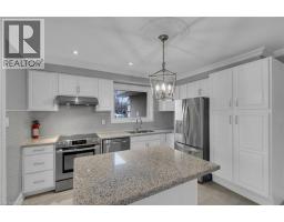 197 TROY Street - 8