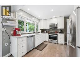 98 STONYBROOK Drive - 12
