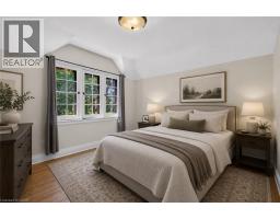4 FORSYTH Avenue N - 11