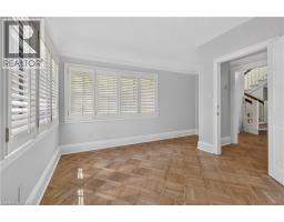 4 FORSYTH Avenue N - 17