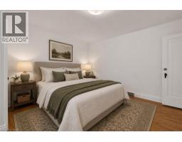 4 FORSYTH Avenue N - 34