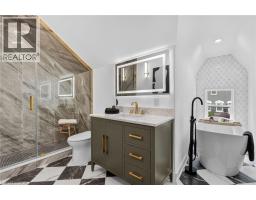 118 CATHCART Street - 33