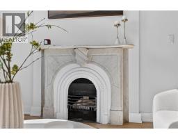 118 CATHCART Street - 7