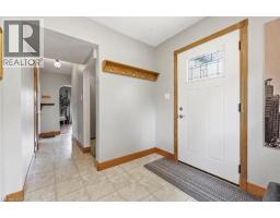 180 MELROSE Street - 32