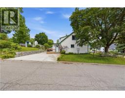 180 MELROSE Street - 35