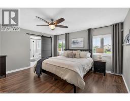 516 NETHERWOOD Crescent - 34
