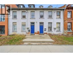 133-135 WELLINGTON Street N - 1