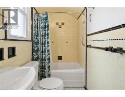 81 CARRICK Avenue - 17