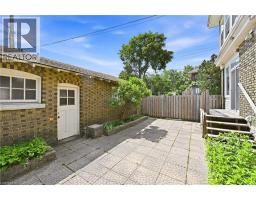 81 CARRICK Avenue - 37