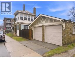 81 CARRICK Avenue - 39