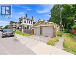 81 CARRICK Avenue - 40