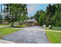 250 DINISON Crescent - 2