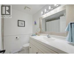 250 DINISON Crescent - 26