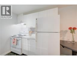 250 DINISON Crescent - 32