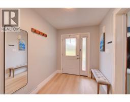 250 DINISON Crescent - 4