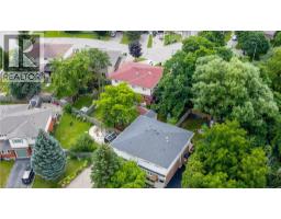 250 DINISON Crescent - 47