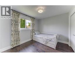 378 MEADOWVALE Road - 24