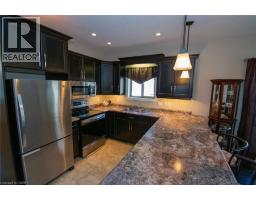 14 LAFAYETTE Street E - 12