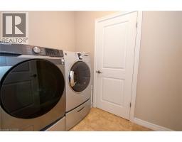 14 LAFAYETTE Street E - 27