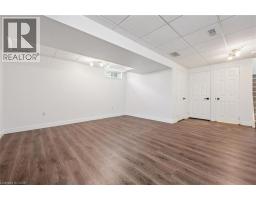 71 PEACH BLOSSOM Crescent - 38