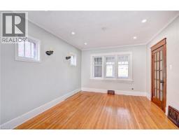 147 COURTLAND Avenue E - 9