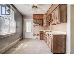 2 SAMUELSON Street - 13