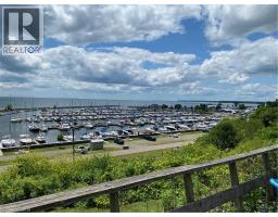 78 BROWN Street - 36