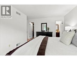 369 CRIMSON Drive - 21
