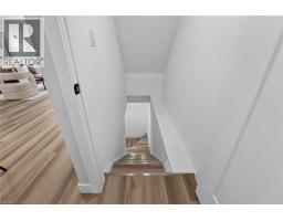 325 QUEENSDALE Avenue E - 41