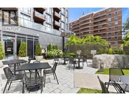 21 E PARK Street E UnitNo. 717 - 39